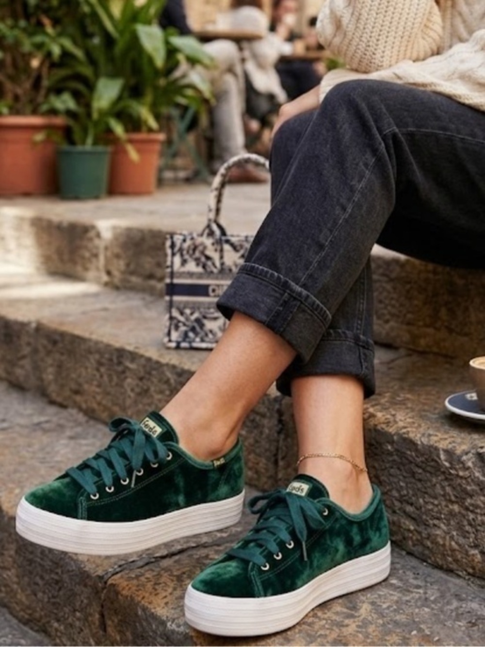 Keds Womens Triple Up Velvet Sneaker size 8